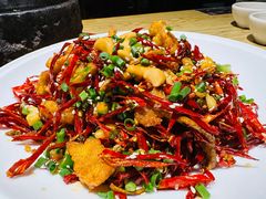 -嫩芽 ·地道重庆菜(十八梯露台夜景店)