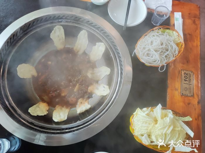 三里屯土灶炖公鸡地锅鸡(江东店)图片