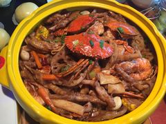 -多嘴超级肉蟹煲(杉杉国潮主题店)