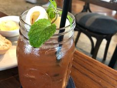 -ROAST coffee & eatery