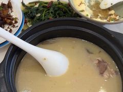 -洪平血旺椒麻鸡雅鱼饭店(熊猫大道店)