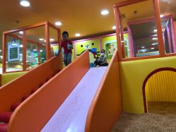 -宝贝渡口儿童游乐园(华南安盛店)