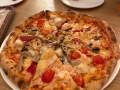 -城市大道红炉披萨烘焙坊