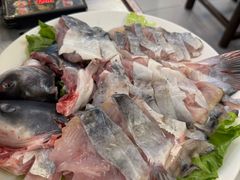 -冯鱼头火锅(青蓝山美食一条街店)