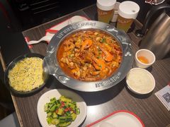 -胖哥俩肉蟹煲(湖滨银泰in77店)