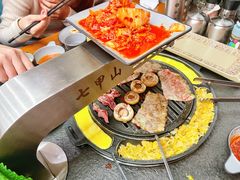 -七甲山烤肉(长白山奇石山珍根艺一条街店)