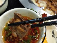 -三里屯土灶炖公鸡地锅鸡(江东店)