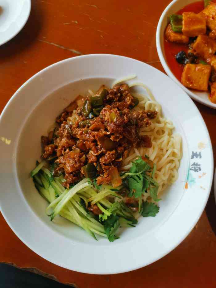 王将面(嵩山路店)-"最爱他家炸酱面,推荐王将豆腐和蒜泥茄子,.