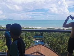 -三亚湾海居铂尔曼度假酒店