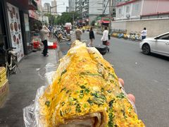 -正宗杂粮煎饼香软鸡蛋饼