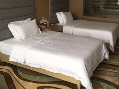 -兴芮温泉度假区