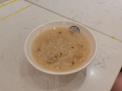-李与白包子铺(桐梓林店)