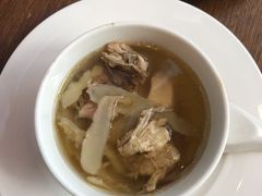 -松山湖凯悦酒店·Café自助餐厅·周末火舞秀表演
