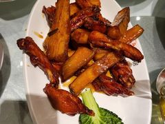 -六泰居·尔滨地标·东北菜(松北店)