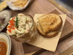 -玛格萝妮比萨屋(四平店)