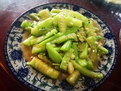 -生态苑农庄(十里画廊遇龙河店)