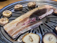 -老炉家木炭烤肉(长江国际店)