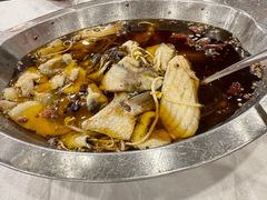 -鑫巴蜀小镇 · 水煮鱼专研店(玉桥店)