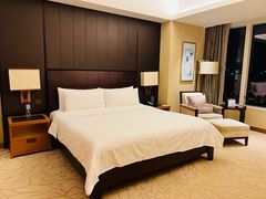 1.98大床-上海浦东嘉里大酒店