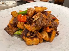 馕丁炒肉-石榴花新疆清真餐厅(莫愁湖店)