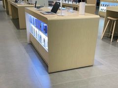 -华为授权体验店(中山公园来福士)