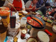 -萍姐火锅·公路夜市(武汉首店)