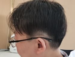-一東造型烫发染发