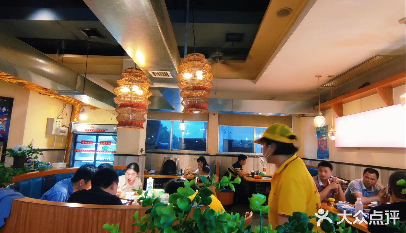 探店柴火鸡