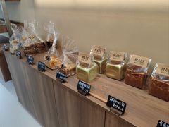 -聪妈的面包店(华侨新城店)