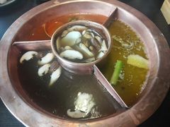 菌王奇香锅-滇釜火锅·能喝汤的火锅(车公庄店)