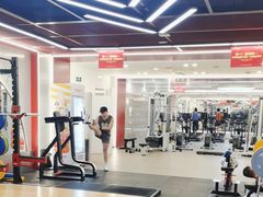 -英派斯健身旗舰店(海信国际中心馆)