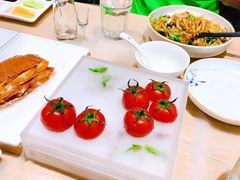 番茄脆菇沙拉-小大董·烤鸭(五棵松店)