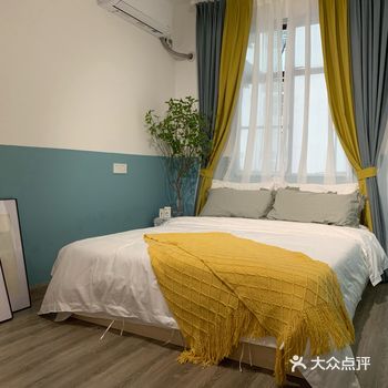 原本以为这套房子就此败落，但是还好找回了原有的生气