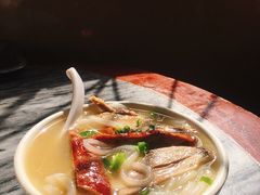 烧鸭濑粉-三鄉濑粉·铭珠粥粉