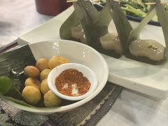 -刘姐啤酒鱼民族演艺餐厅(西街总店)