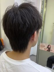 -首脑美发沙龙