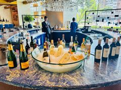 -AZUR聚(香格里拉饭店)