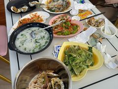 -覃记海鲜美食餐厅