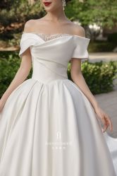 -艾朵婚纱