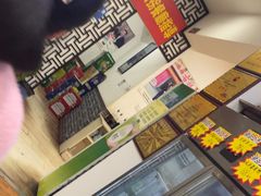 -茸梅路右拐龙虾-农家菜(松江店)