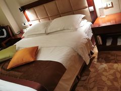 -峨眉山世纪阳光大酒店(峨眉高铁站店)