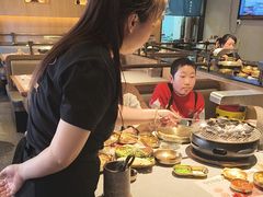 -草家酱蟹炭火烤肉店(珲春南路一店)
