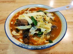 老酸菜牛肉面-阿彬生炒牛肉面(解放路店)
