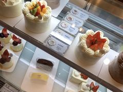 -花花卷卷·鲜食蛋糕(静安久光百货店)