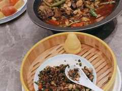 -有红鸡毛店·川菜(建设路店)