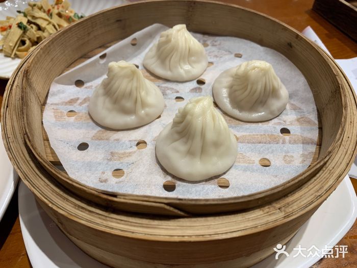 龍堂蟹黄小笼包(万家丽店)土猪鲜肉小笼包图片