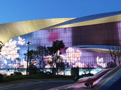 -融创茂-停车场