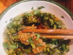 -拈签一笑黄牛肉辣卤串串