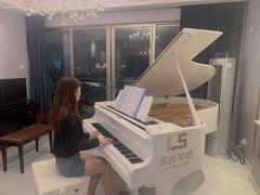 -乐尚音乐空间·钢琴·声乐·架子鼓(会展中心店)