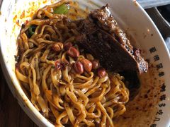 经典牛肉面-每碗面馆(新鸿安大厦店)